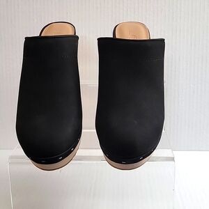 NWOT Womans Loft Leather/Suede Mules